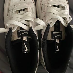 Nike Low Top Air Force Size 3Y